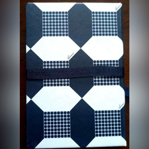 Gucci Notebook - Picture 3 of 8